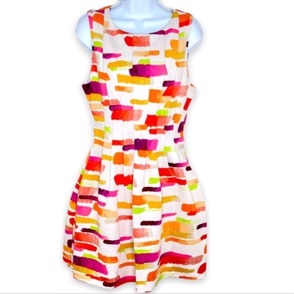 Vince Camuto Dresses & Skirts - Vince Camuto Fit & Flare Sleeveless Scuba Dress Size 12